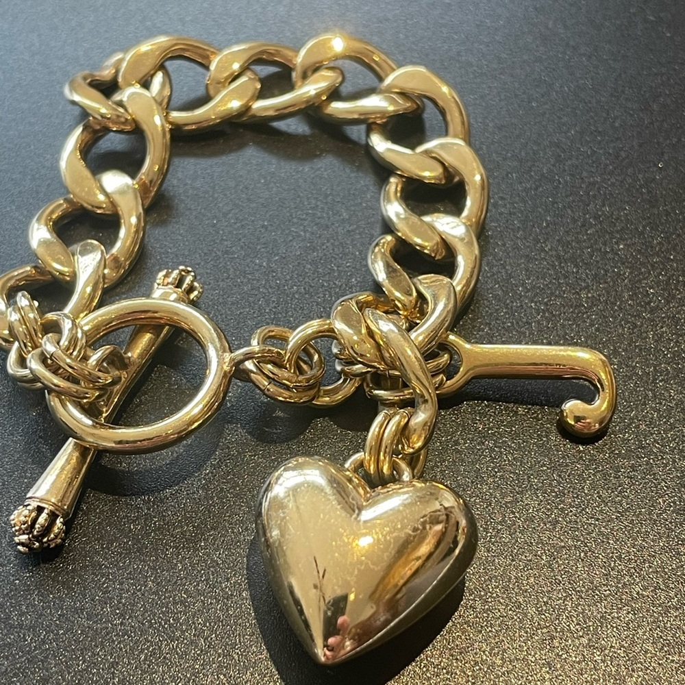 Gold Heart Charm Bracelet